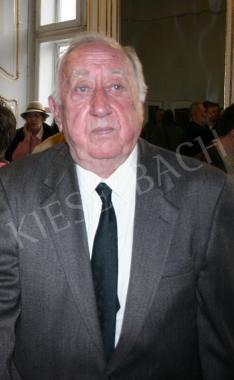  Feszt, V. László