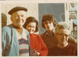 Károly Nagy - Family photo, Károly Nagy with sculptures
