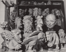 Károly Nagy - Family photo, Károly Nagy with sculptures