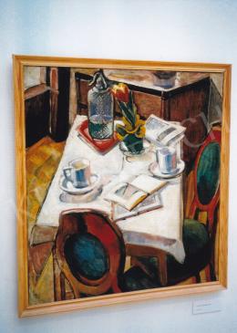  Futásfalvi Márton, Piroska - Still Life with Siphon, c. 1930, 88,5x79 cm, oil on canvas, Signed lower right: Futásfalvi Márton, Photo: Tamás Kieselbach