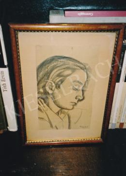  Hincz Gyula - Férfi portré, ceruza, papír, Jelezve jobbra lent: Hincz 918, Fotó: Kieselbach Tamás