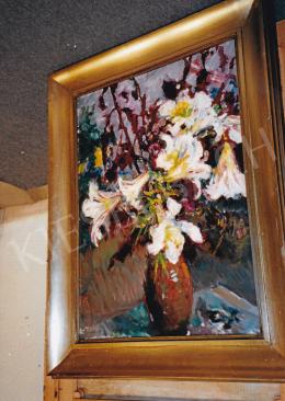  Boldizsár, István - Still Life with Lillies; 80x60 cm; oil on canvas; Signed lower left: Boldizsár; Photo: Tamás Kieselbach