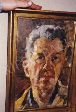  Herman Lipót - Önarckép, olaj,vászon, 42x28 cm, Jelezve jobbra lent: Herman L.; Fotó: Kieselbach Tamás