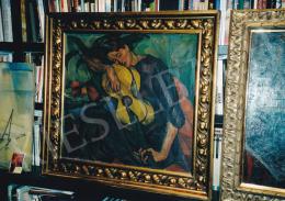  Perlrott Csaba Vilmos - Lány gitárral, 1911, 78x83 cm, olaj, vászon, Jelezve jobbra fent: Perlrott Csaba Vilmos 911, Fotó: Kieselbach Tamás