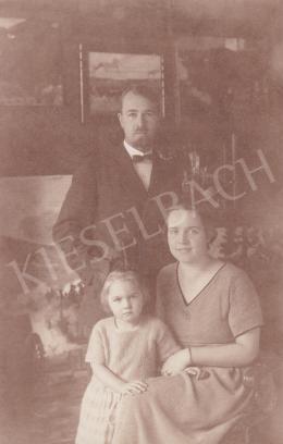  Kieselbach Géza - Kieselbach Géza és Kieselbach Gézáné (Bauer Irma) gyermekükkel, Fotó: Id. Kieselbach Vilmos