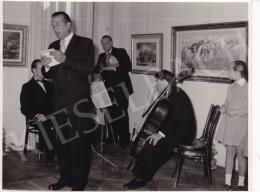  Kieselbach Géza - Kieselbach Géza kiállításmegnyitója (1955. augusztus 20.) - megnyitó- és enteriőrfotók