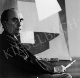  Kassák, Lajos - Lajos Kassák in his Studio