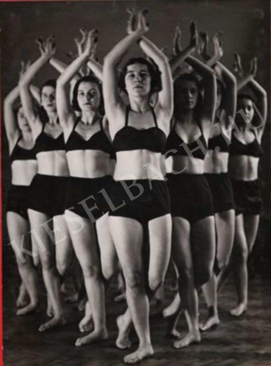 Marsovszky ,Elemér Mrs, Ada Ackermann - Kinephony: Military Dance, 1932 | Auction of Photos auction / 73 Lot