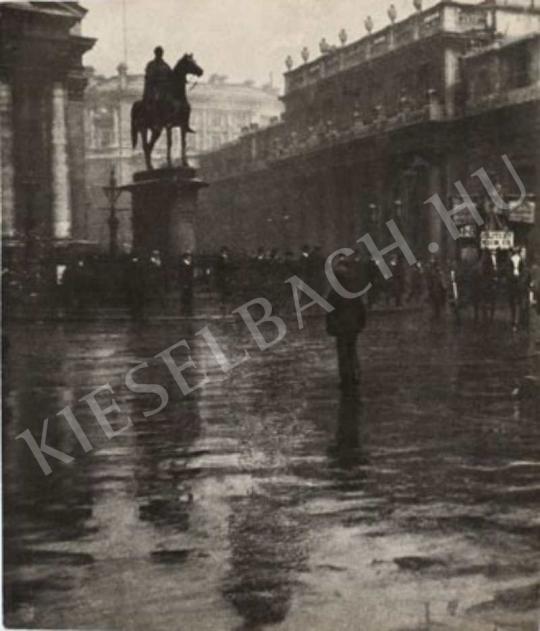 Kankowsky, Ervin - Statue of Wellington, c. 1920 | Auction of Photos auction / 78 Lot