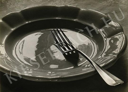 Dulovits, Jenő - Still life with plate and fork | Auction of Photos auction / 19 Lot