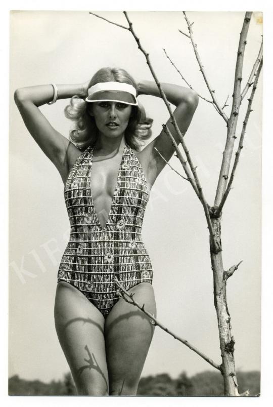 Laczkovich, László - Ági Pataki in swimsuit (fashion photo), 1978 | Auction of Photos auction / 29 Lot
