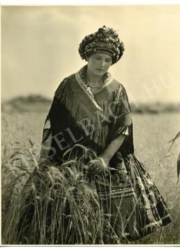  Balogh, Rudolf - Girl from Mezőkövesd, around 1928 