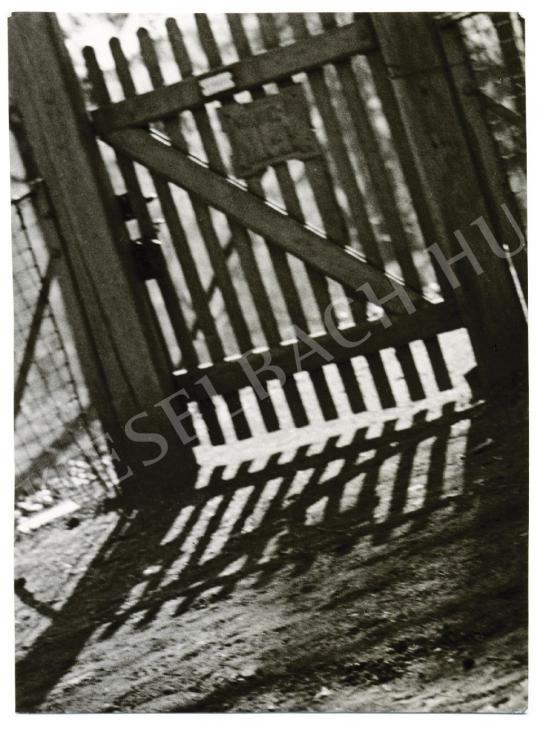 Reich, Péter Cornél - Gate, around 1936 | Auction of Photos auction / 92 Lot