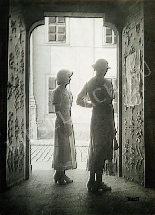 Kerny, István - In the church door | Auction of Photos auction / 118 Lot