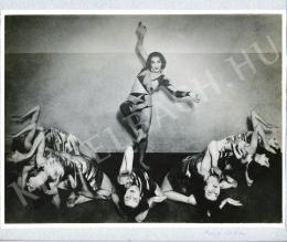 Marsovszky ,Elemér Mrs, Ada Ackermann - Kinephony: Lilla Bauer and members of the dance group, 1932 