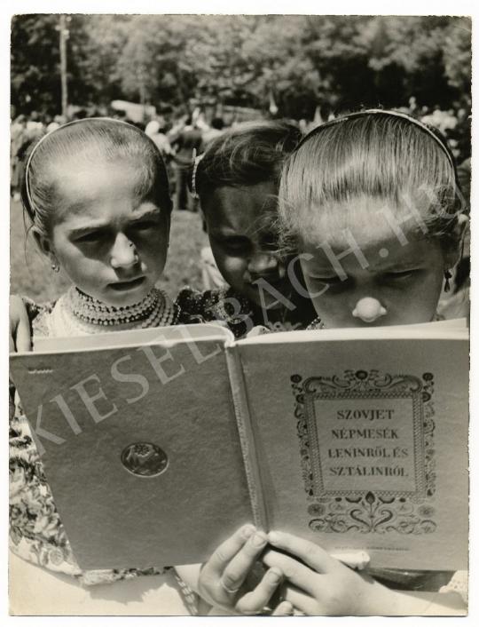 Ismeretlen fotós - Szovjet népmesék Leninről és Sztálinról, 1950 körül | Fotóaukció 2008 aukció / 125 tétel
