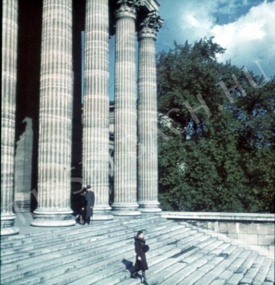 Lajos Hollán - The Stairs of Szépművészeti Múzeum painting