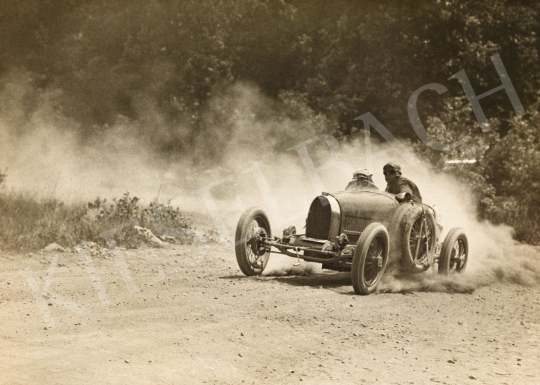  Munkácsi, Márton (Martin Munkacsi) - Miklós Széchenyi with Vilmos Kieselbachin a Dangerous Curve on the Race in Mátrafüred, 1927 | 58th Spring Auction auction / 112 Lot