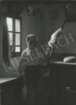  Szőllősy, Kálmán - Romanian Woman with a Rock, 1939 